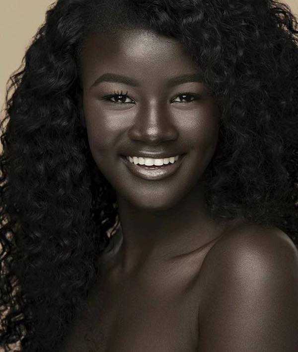 Meet The Beautiful Sudanese Model Nicknamed The “Queen Of The Dark”