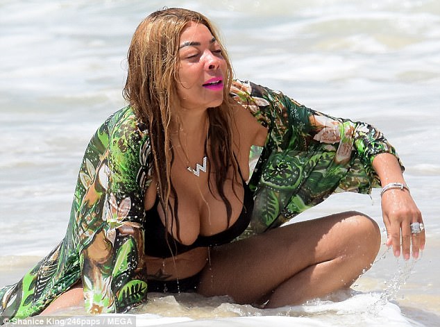 Wendy Williams Topless.