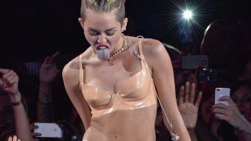 MILEY CYRUS