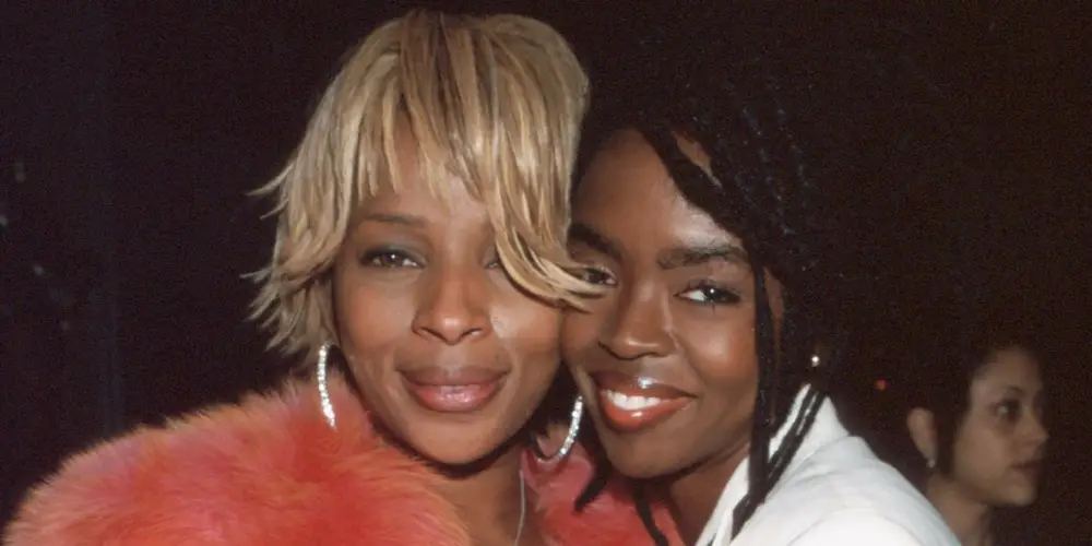 Watch The Emotional Moment Lauryn Hill And Mary J Blige See Each Other Backstage At The Billboard Awards After Growing Apart