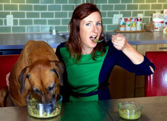 Weird Jobs That Pay Out Insanely High Salaries!