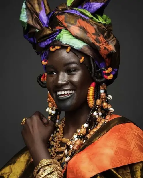 Girl Bullied For Her Darker Skin Tone Has The Last Laugh After Landing A Modeling Contract