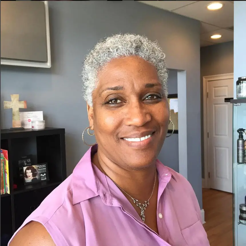Latest Black Woman Hairstyle Trend: Slaying Gray Hair!