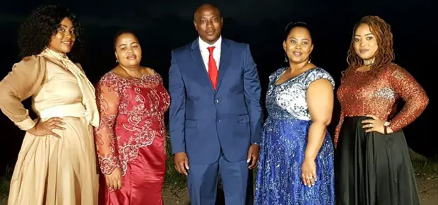Meet Musa Mseleku, The 43-Year-Old Man With Four Wives And Ten Children!