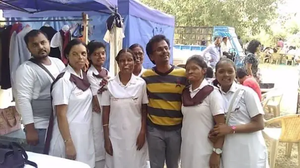 Inde : ces braves dames ouvrent un café pour les victimes d'attaque à l'acide comme elles (photos)