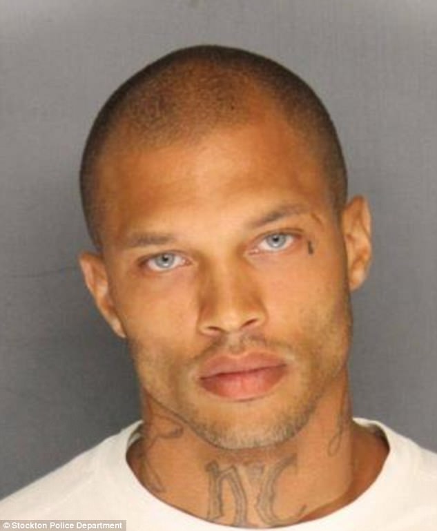 Meet The New Hot Felon: Jailbird With One Blue Eye And One Brown Eye Makes Debut As Model