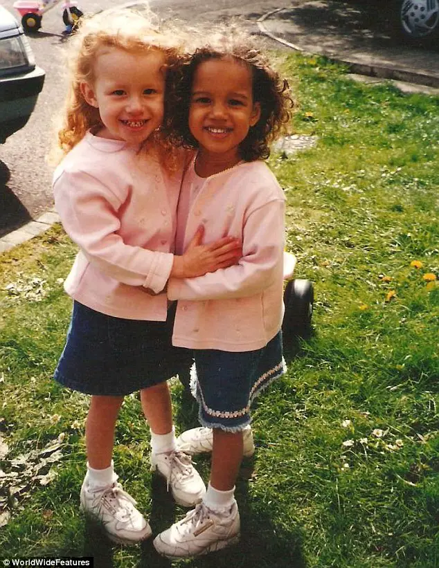 Look How Insanely Different These Biracial Twins Are At 18 Years Old!