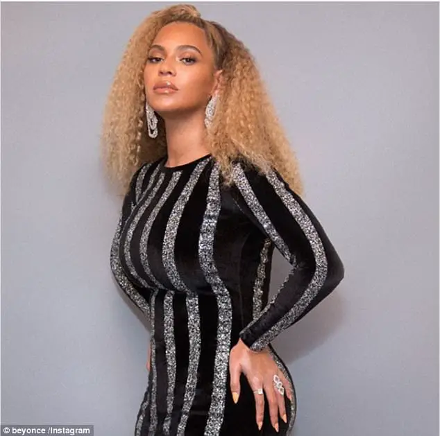 Beyonce Sizzles As She Showcases Her Curves In Behind-The-Scenes Photos From Sports Illustrated Award Show