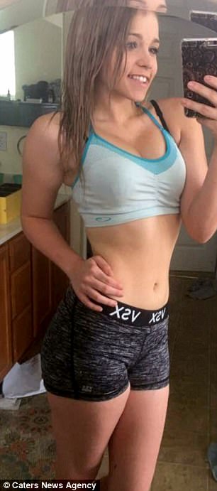 Mother-To-Be Shows Off Her Incredibly Flat Stomach Six MONTHS Into Her Pregnancy