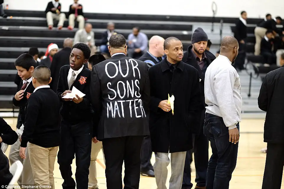 SIX HUNDRED Men Turn Up To Stand In For Absent Fathers At Texas School’s Breakfast With Dads Event