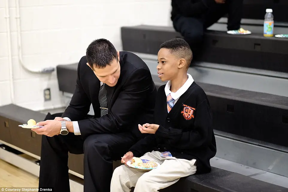 SIX HUNDRED Men Turn Up To Stand In For Absent Fathers At Texas School’s Breakfast With Dads Event