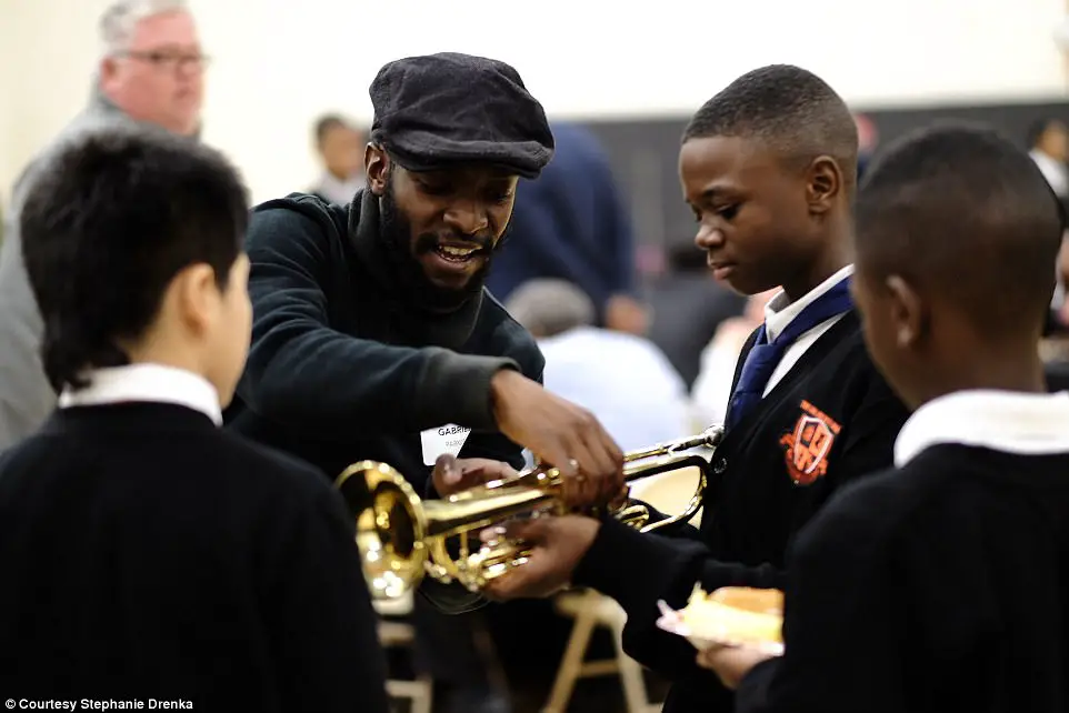 SIX HUNDRED Men Turn Up To Stand In For Absent Fathers At Texas School’s Breakfast With Dads Event