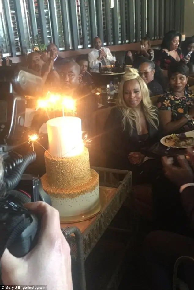 Mary J Blige Reveals She Was Homeless Last Year As She Receives A Star On The Hollywood Walk Of Fame