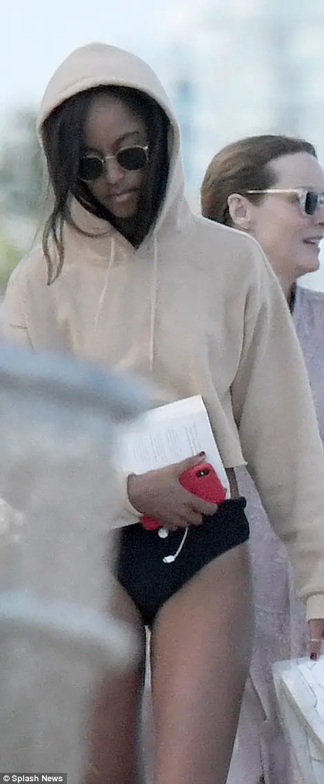 michelle obama cut off shorts