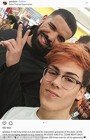 Drake Buys $50K Worth Of Groceries For Miami Fans! (Pics And Videos)