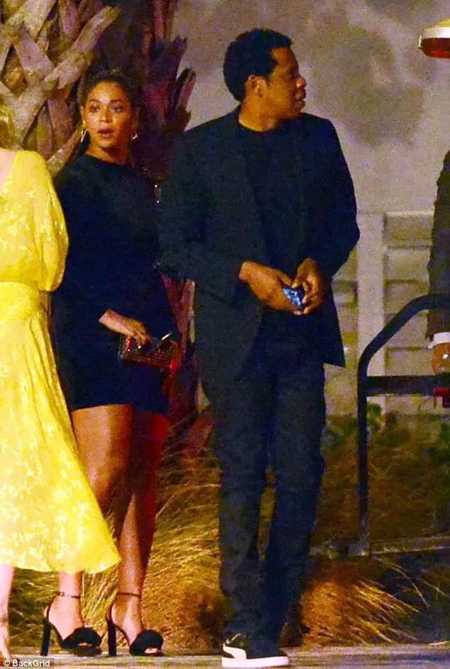 Beyonce Shows Off Knee-Length Braids As She Enjoys Dinner In Miami With Jay Z