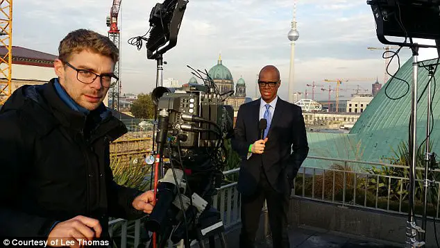 Local Fox TV Reporter With Vitiligo Reveals He Covers Up His Skin Patches With Make-Up So He Isn't A 'Distraction' On Screen