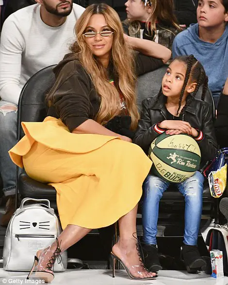 Beyonce's Daughter Blue Ivy Steals The Spotlight As The Pair Snap Selfies At NBA All-Star Game in Los Angeles