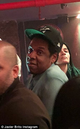 Generous Jay-Z Spends More Than $110,000 In NYC To Celebrate Pal's 50th Birthday - And Tips Server $11,000 In Cash!
