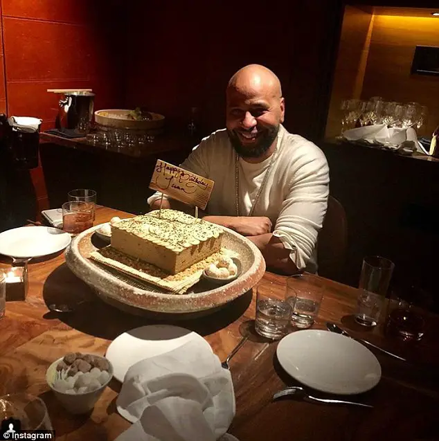 Generous Jay-Z Spends More Than $110,000 In NYC To Celebrate Pal's 50th Birthday - And Tips Server $11,000 In Cash!