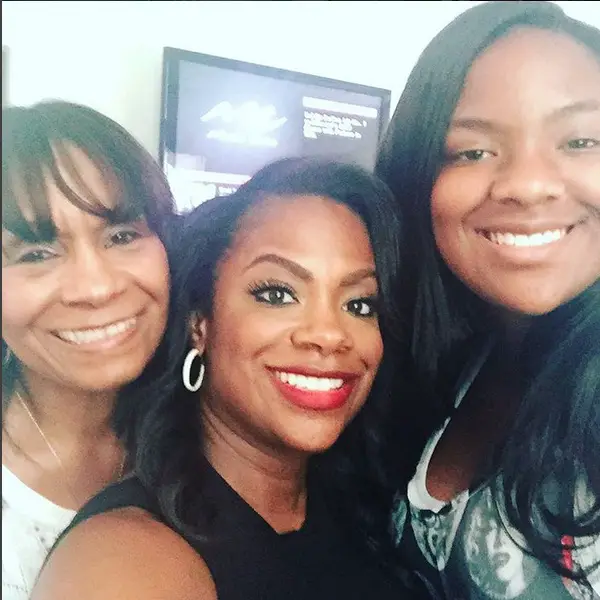 Celebrities' Three Generations of Melanin Beauties