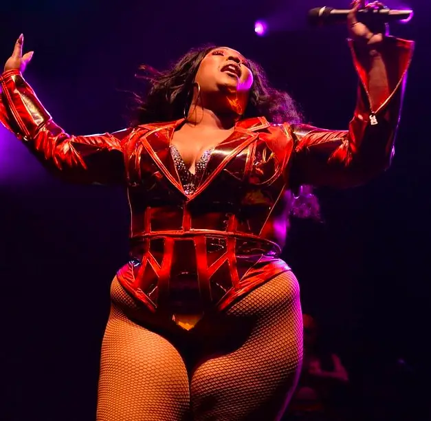 Lizzo Claims 'Racist Bigot' Security Guard 'Slapped And Manhandled' Her Stylists