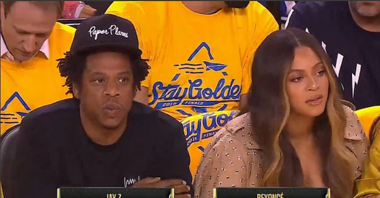 Beyonce’s Furious Reaction To A Woman Cutting Across Her To Chat To Jay Z Goes Viral