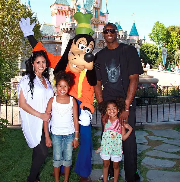 Kobe Bryant And His Wife Vanessa Reveal First Image Of Their Daughter Capri
