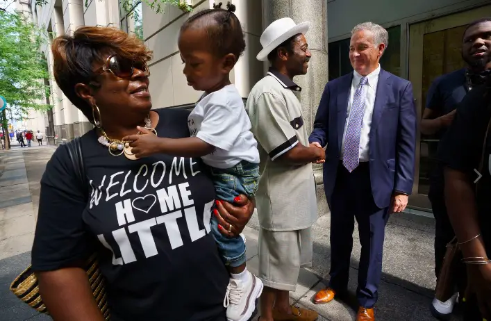 Man Who Was Imprisoned For 21 Years For A Murder He Didn't Commit Is Freed