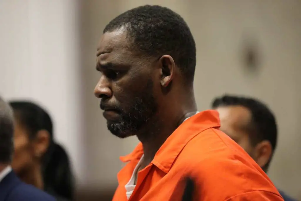 Sheriff Sues Incarcerated Singer R. Kelly For Breaking Up His Marriage