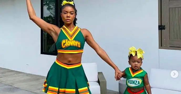 Gabrielle Union Proves She S Barely Aged A Day Since Bring It On As She And Daughter Kaavia Wear Matching Cheerleader Costumes