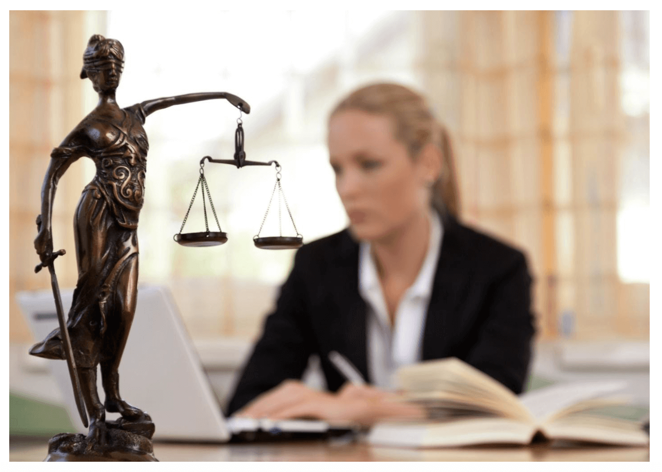 3 Signs You Need a Personal Injury Lawyer