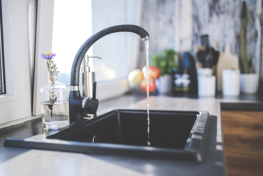 The Common Types of Kitchen Faucets Explained