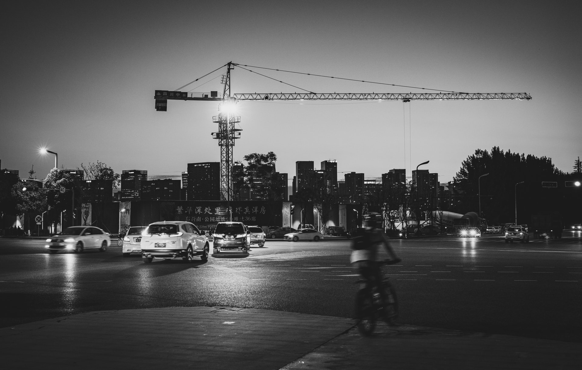 Best Tips for Operating Heavy Construction or Commercial Vehicles