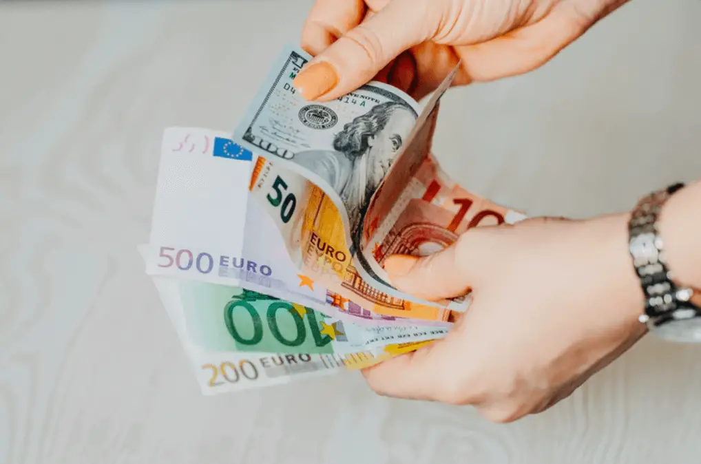 Payday Loans: What Is It and How It Works