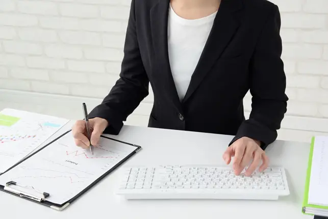 Corporate Ladder into Leadership