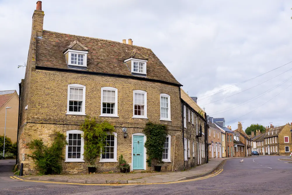 Things to Look Out for When Buying an Old House