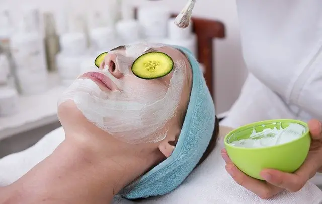 How To Effectively Brighten Dark Spots And Get Rid Of Skin Pigmentation