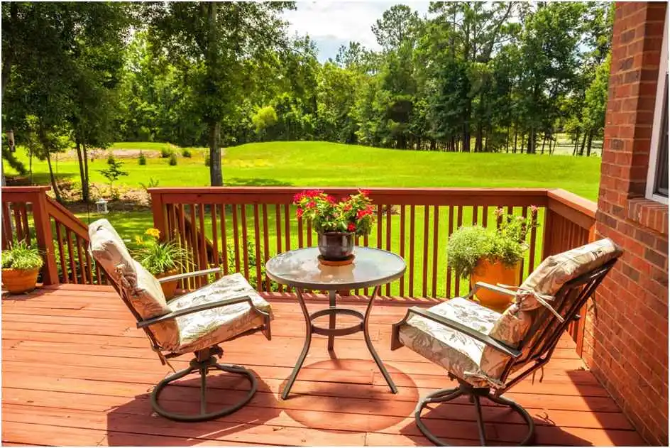 House and Deck Color Combinations to Inspire You