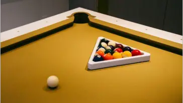 Pool table