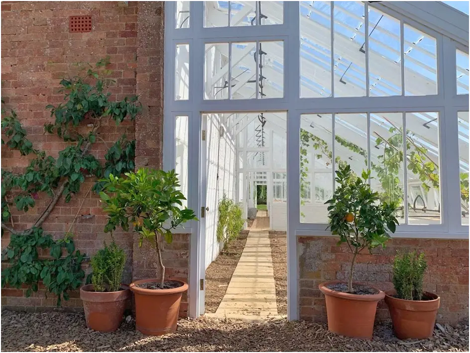 How To Design A Beautiful Conservatory For Keeping Plants