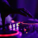 DJ