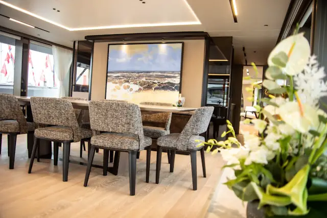 Exploring Luxurious Features to Look for When Buying Superyachts in Hong Kong