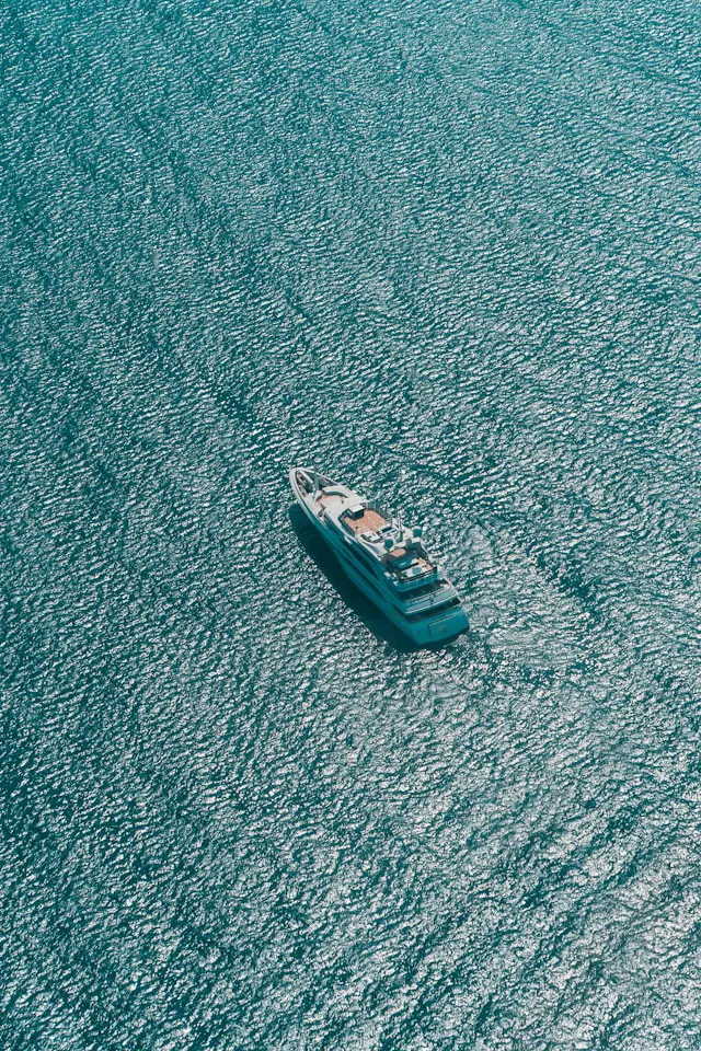Exploring Luxurious Features to Look for When Buying Superyachts in Hong Kong