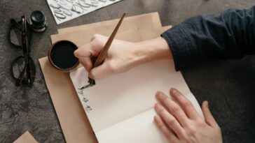 100+ Paragraph For Her To Confess Your Feelings